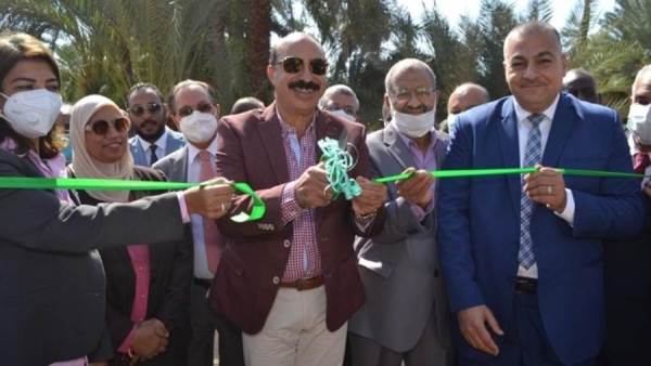 البنك الأهلي المصري يفتتح مدرسة ذكية بأبو الريش بحري بأسوان