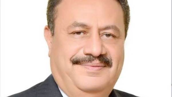 رضا عبدالقادر رئيس مصلحة الضرائب