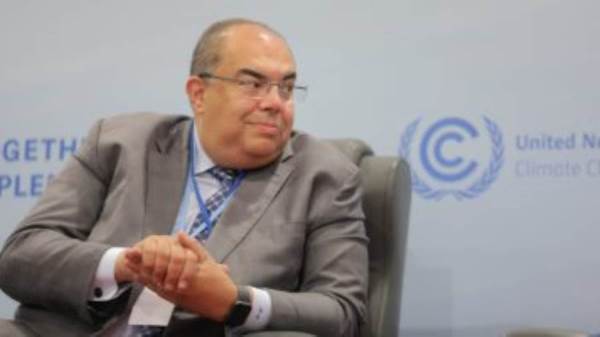 الدكتور محمود محيي الدين رائد المناخ للرئاسة المصرية