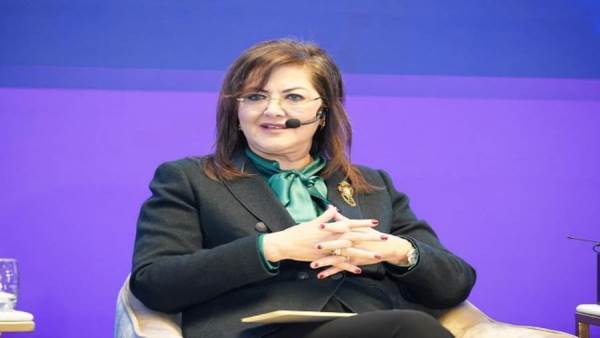 هالة السعيد وزيرة التخطيط