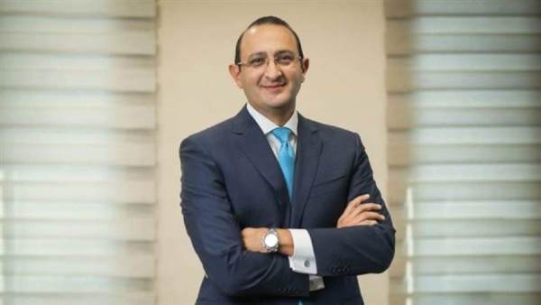 أحمد جلال رئيس مجلس إدارة EBank