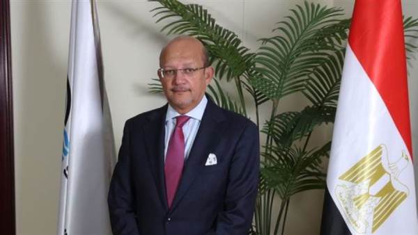حسين رفاعي رئيس مجلس الإدارة والعضو المنتدب لبنك قناة السويس