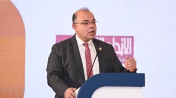 الدكتور محمد فريد رئيس الرقابة المالية