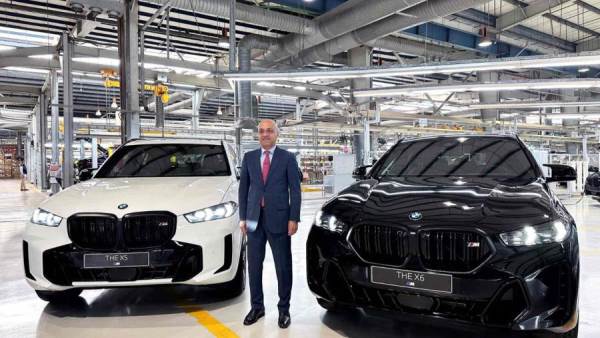 الطرازين BMW X5 وBMW X6
