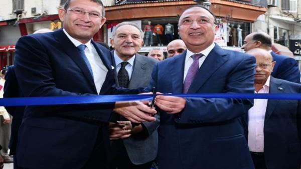 محمد بدير اثناء افتتاح فرع سعد زغلول التاريخي