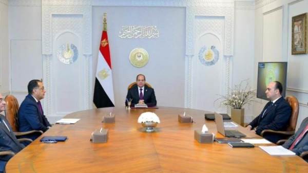 الرئيس السيسي خلال الاجتماع