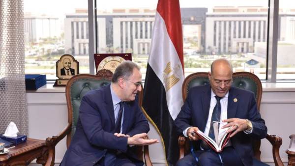 جانب من اللقاء