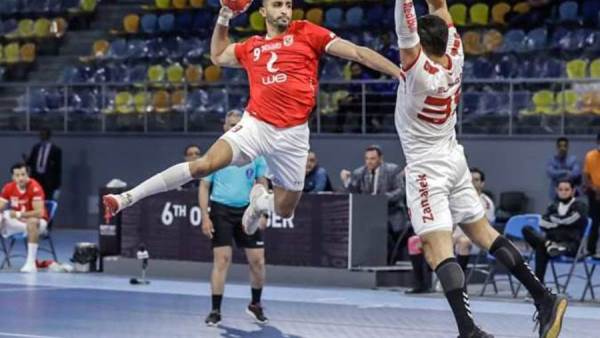 يد الأهلي والزمالك