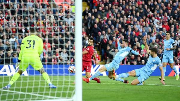 محمد صلاح أمام مانشستر سيتي