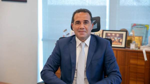خالد السلاوي الرئيس التنفيذي والعضو المنتدب للبنك الأهلي الكويتي - مصر