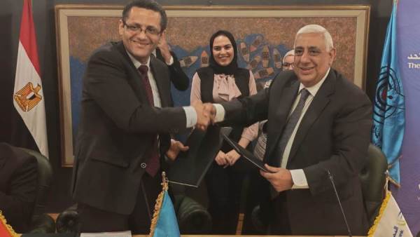 جانب من توقيع بروتوكول التعاون بين المصرف المتحد ونقابة الصحفيين
