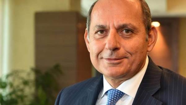 هشام عكاشة الرئيس التنفيذي لبنك مصر