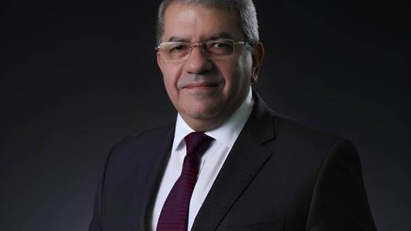 عمرو الجارحي الرئيس التنفيذي لميدبنك