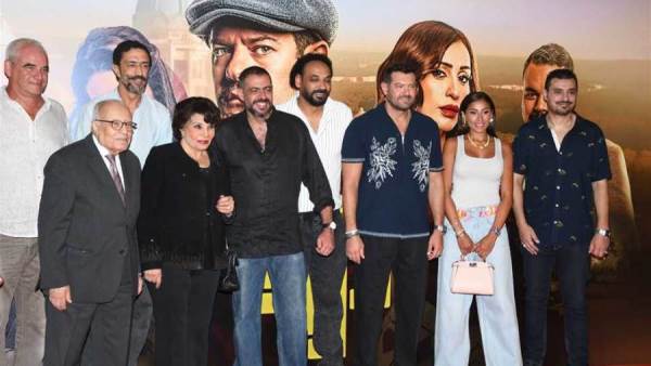 أبطال فيلم درويش