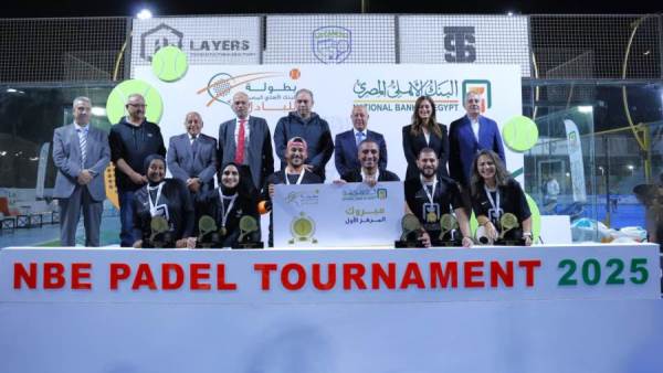 البنك الأهلي يحتفل بنهائي بطولة البادل بمشاركة أكثر من 1300 من العاملين