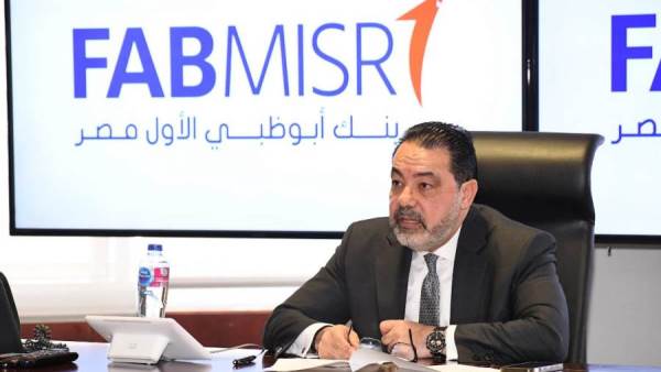 محمد عباس فايد الرئيس التنفيذي لبنك أبوظبي الأول مصر