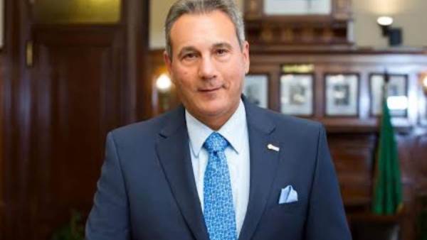 محمد الإتربي رئيس البنك الأهلي المصري