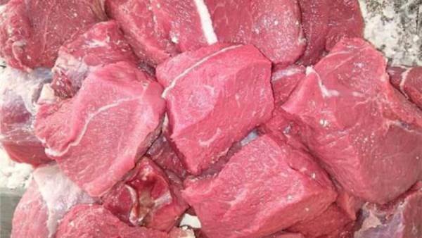 اللحوم البلدي