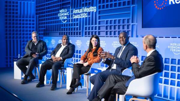 الدكتورة رانيا المشاط وزيرة التخطيط والتنمية الاقتصادية في منتدى دفواس