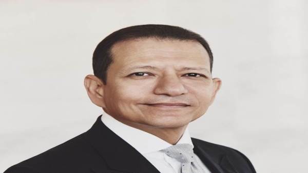 أحمد عبد العال الرئيس التنفيذي لمجموعة المشرق