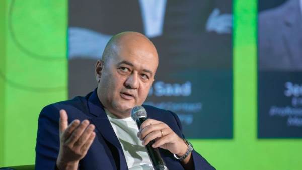 كونتكت ناو تطلق صافرة دخولها القطاع الرياضي بحلول تمويلية تعيد للجماهير شغفها داخل الملاعب