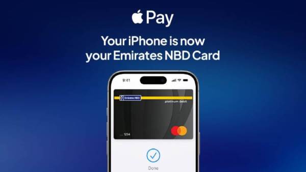 الإمارات دبي يطلق خدمة Apple Pay