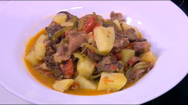 كبد وقوانص بالبطاطس