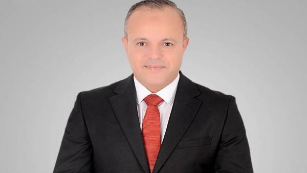 الدكتور أحمد فاروق المدير التنفيذي لنادي جامعه حلوان