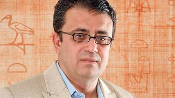 حسام أبوالعلا رئيسا للجنة الإعلام في اتحاد كتاب مصر