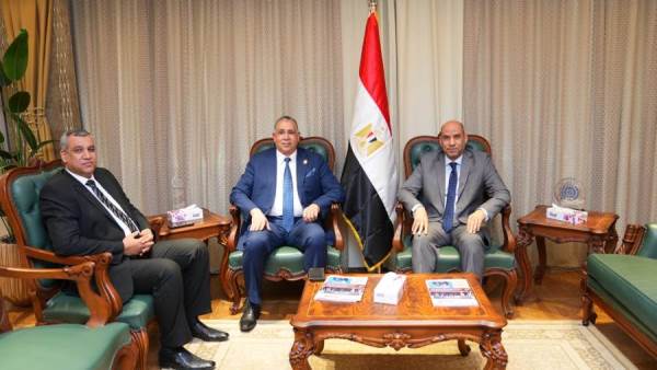 وزير العمل لنقيب المحامين: قانون العمل الجديد يدعم العدالة الناجزة