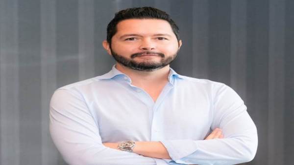 راؤول أوستالي برويكسولا