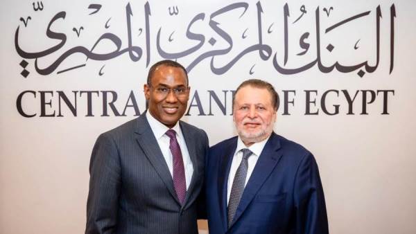نائب المدير العام لصندوق النقد الدولي مع محافظ المركزي