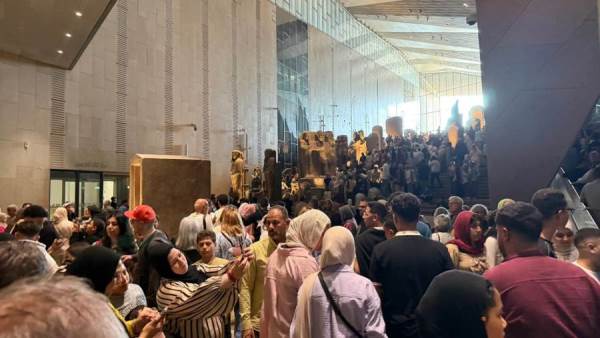 المتحف المصري الكبير يوقف بيع التذاكر بعد الوصول السعة الكاملة 